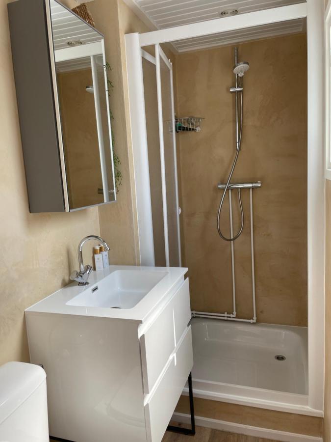 Luxe Chalet Direct Aan Het Water Met Strand Lith Exteriér fotografie