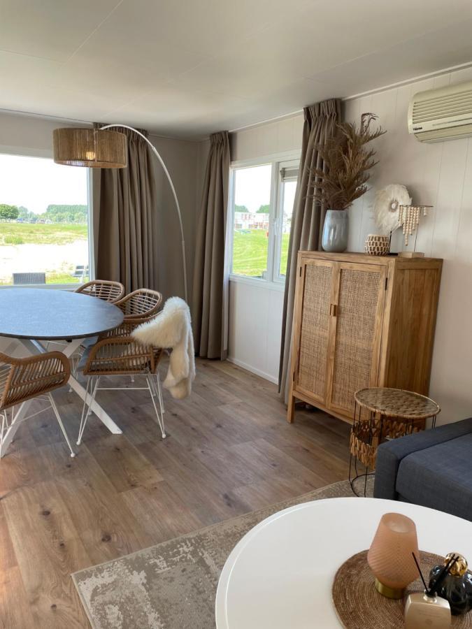 Luxe Chalet Direct Aan Het Water Met Strand Lith Exteriér fotografie
